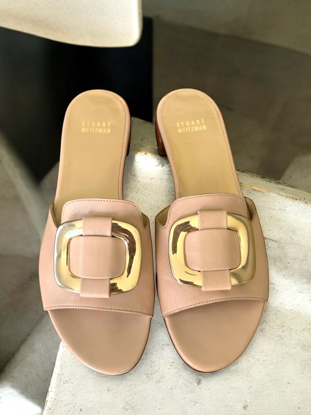 Stuart Weitzman Odeon Leather Sandal
